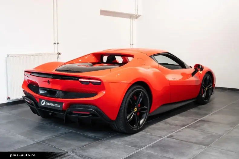 Ferrari 296 GTB din 2023 cu 11.650 km - oferta FER174621 - foto 8