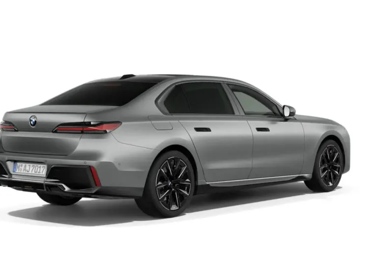 BMW 740 din 2024 cu 56.743 km - oferta BMW174622 - foto 3