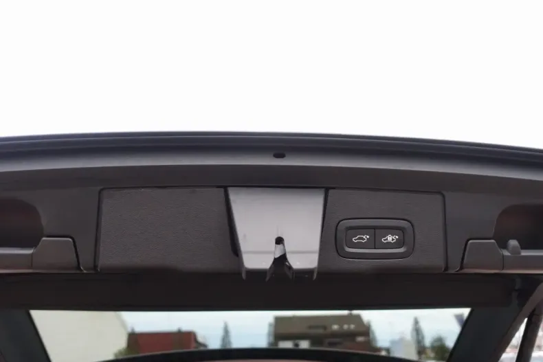 Volvo XC60 din 2024 cu 20.323 km - oferta VOL174631 - foto 26