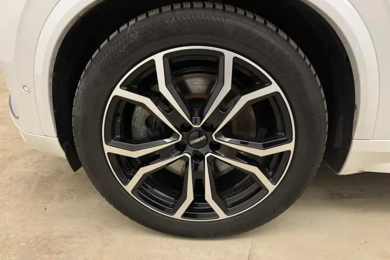 Volvo XC90 din 2024 cu 60.375 km - oferta VOL174633 - foto 8