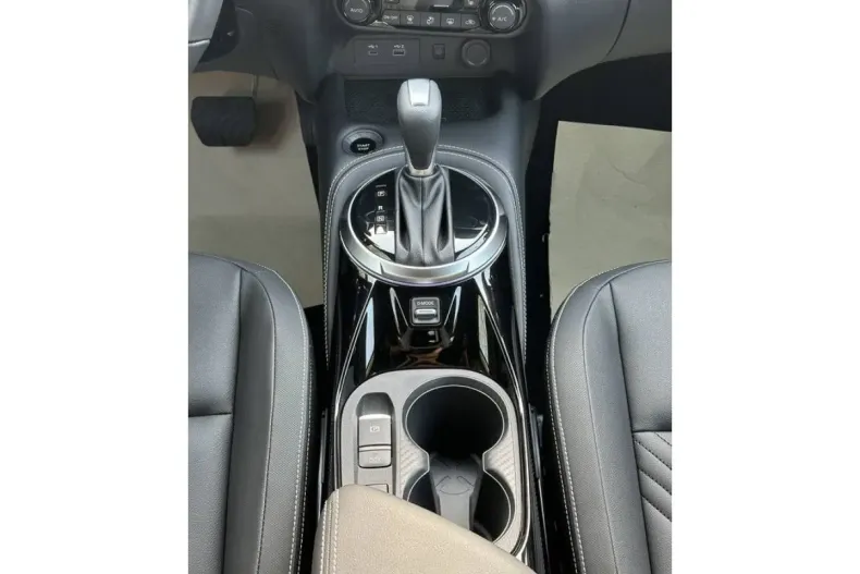 Nissan Juke din 2024 cu 10.472 km - oferta NIS174635 - foto 22