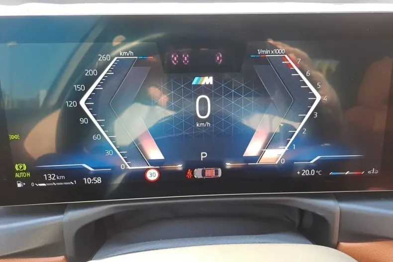 BMW 330 din 2024 cu 24.610 km - oferta BMW174636 - foto 9