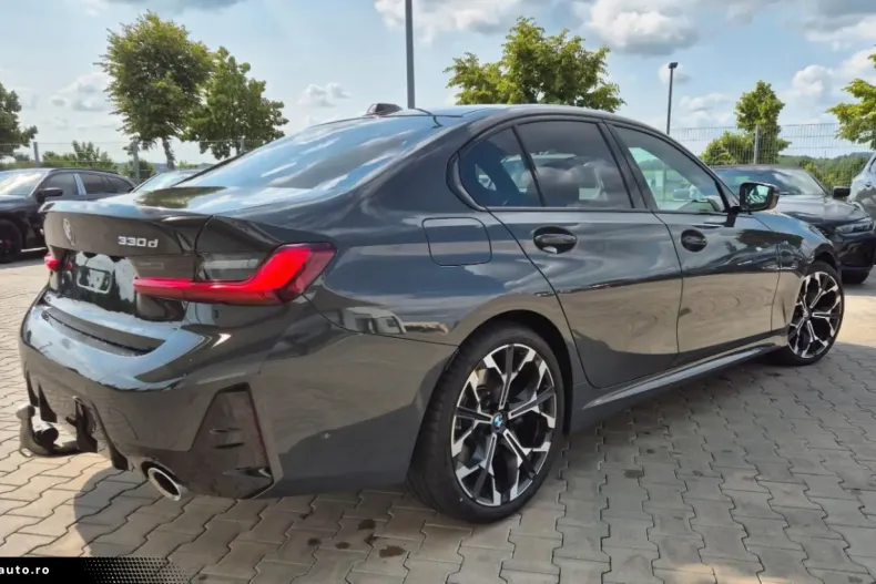 BMW 330 din 2025 cu 4.650 km - oferta BMW174637 - foto 3