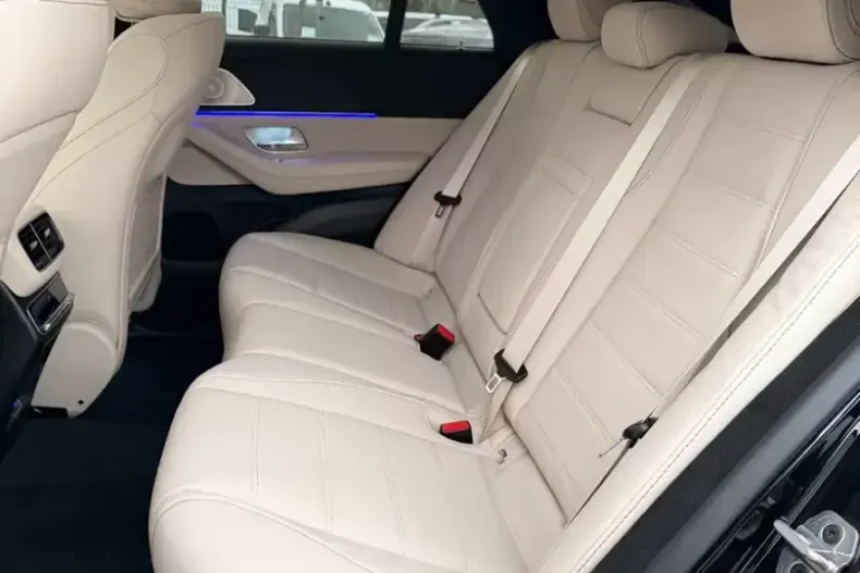 Mercedes-Benz GLE 450 din 2026 cu 10 km - oferta MER174639 - foto 6