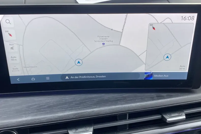 Hyundai SANTA FE din 2024 cu 20.900 km - oferta HYU174644 - foto 7