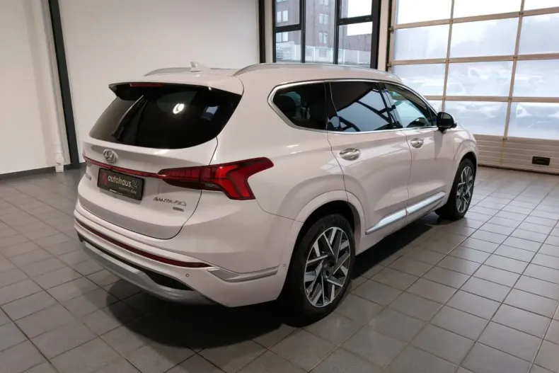 Hyundai SANTA FE din 2023 cu 91.961 km - oferta HYU174647 - foto 4