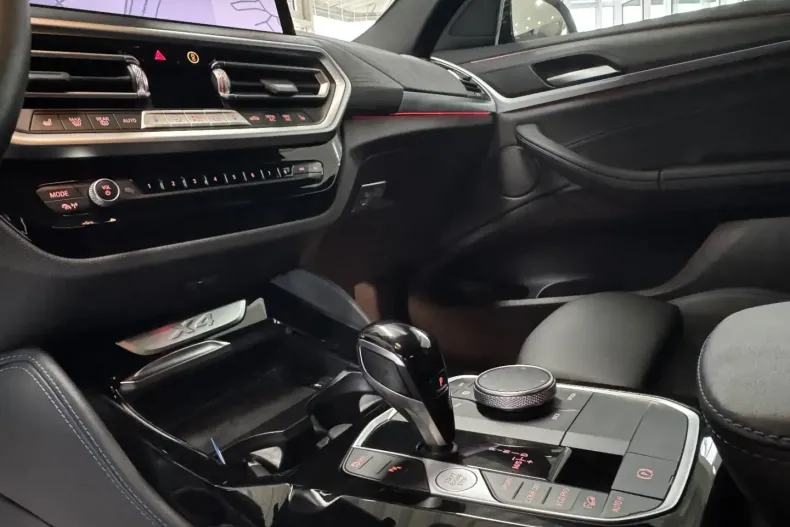 BMW X4 din 2024 cu 32.600 km - oferta BMW174655 - foto 21