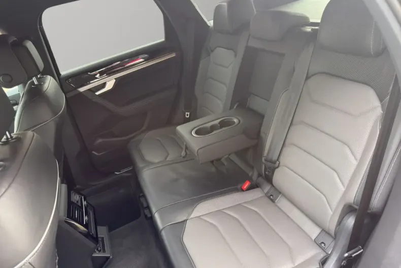 Volkswagen Touareg din 2021 cu 79.000 km - oferta VOL174669 - foto 19