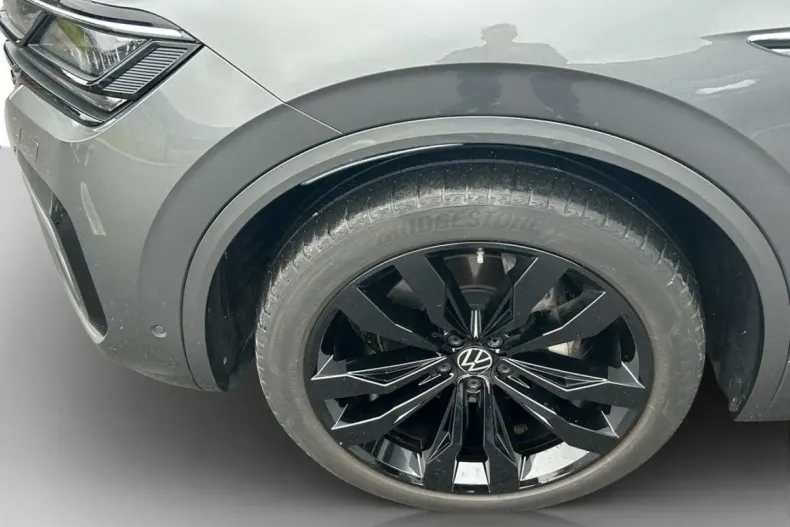 Volkswagen Touareg din 2022 cu 93.230 km - oferta VOL174670 - foto 15