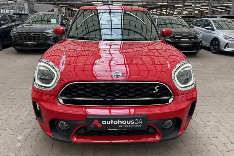 MINI Cooper SE Countryman din 2023 cu 29.325 km - oferta MIN174680 - foto 1