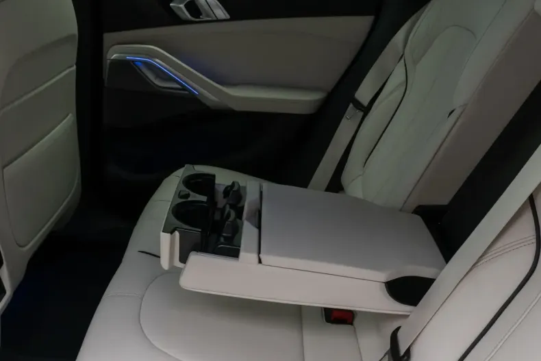 BMW X6 din 2022 cu 41.987 km - oferta BMW174683 - foto 27