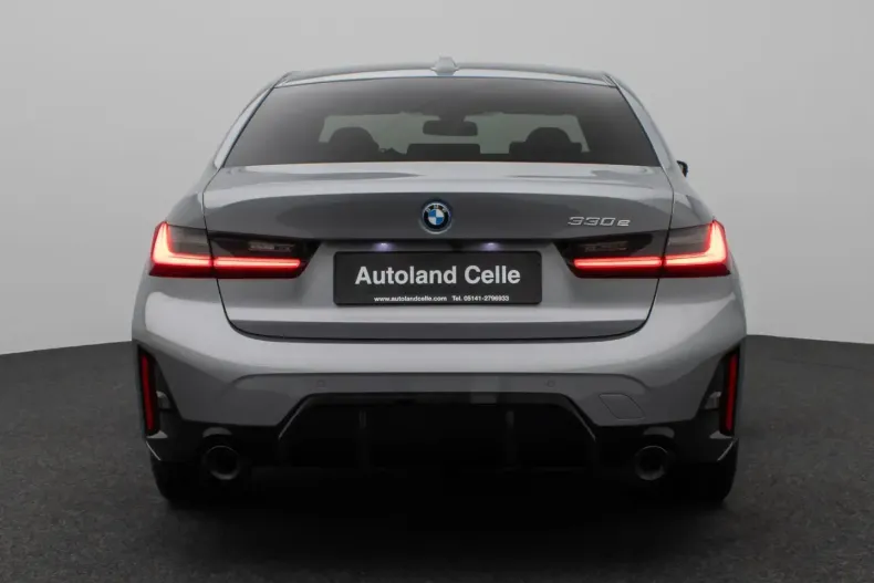 BMW 330 din 2022 cu 48.418 km - oferta BMW174685 - foto 8