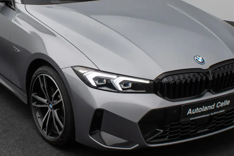 BMW 330 din 2022 cu 48.418 km - oferta BMW174685 - foto 18