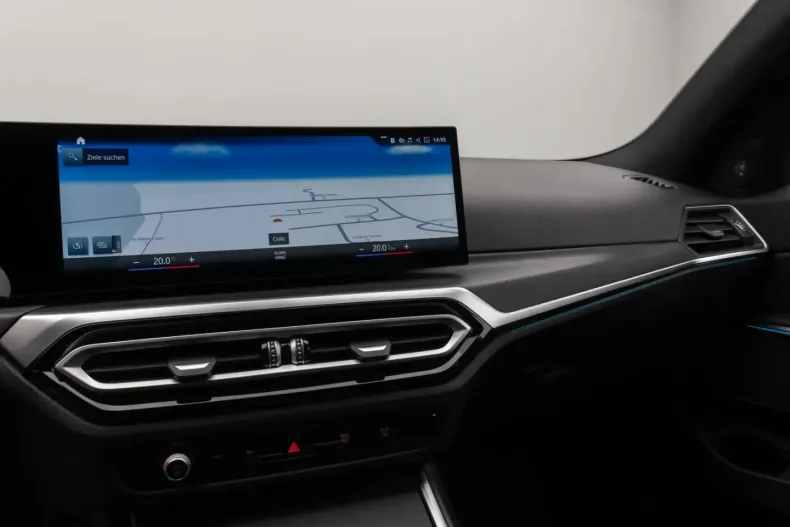 BMW 330 din 2022 cu 48.418 km - oferta BMW174685 - foto 21