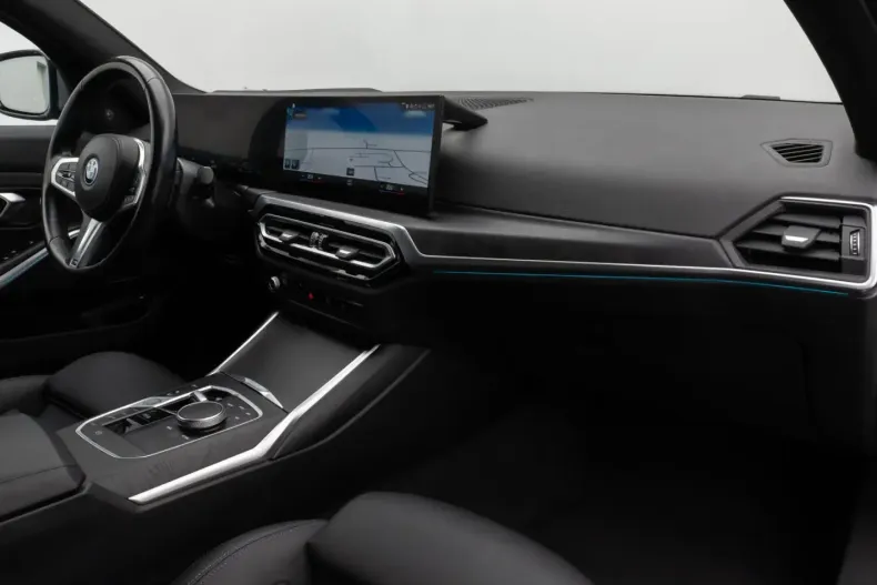 BMW 330 din 2022 cu 48.418 km - oferta BMW174685 - foto 23