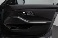 BMW 330 din 2022 cu 48.418 km - oferta BMW174685 - foto 30