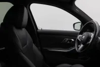 BMW 330 din 2022 cu 48.418 km - oferta BMW174685 - foto 36