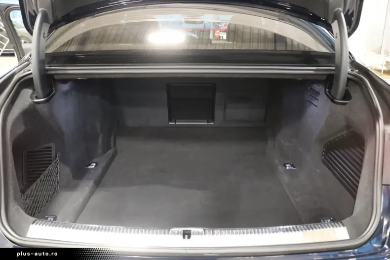 Audi A8 din 2022 cu 54.350 km - oferta AUD174686 - foto 17