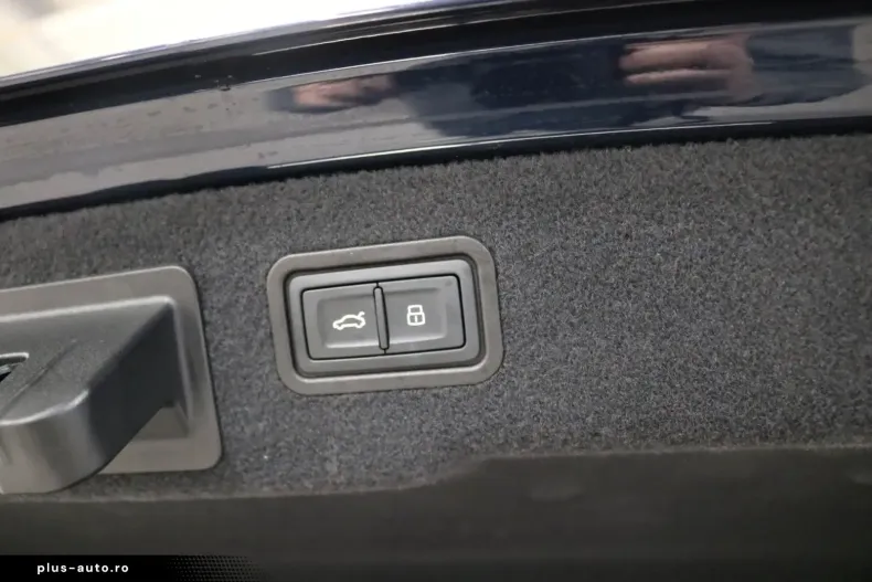 Audi A8 din 2022 cu 54.350 km - oferta AUD174686 - foto 18