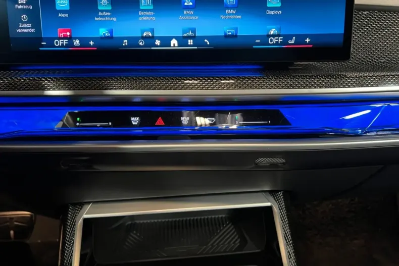 BMW 750 din 2024 cu 31.850 km - oferta BMW174696 - foto 29