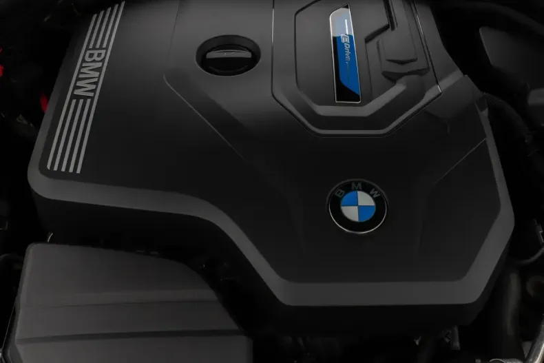 BMW 330 din 2022 cu 54.450 km - oferta BMW174697 - foto 19