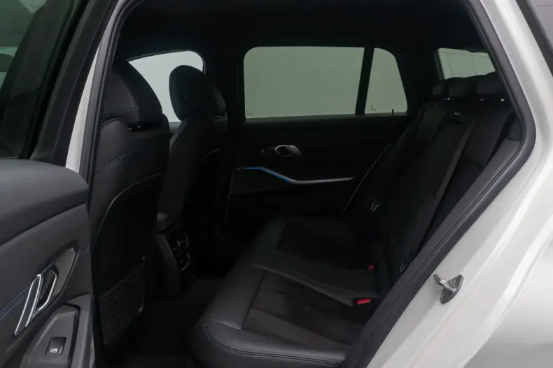 BMW 330 din 2022 cu 47.309 km - oferta BMW174701 - foto 27