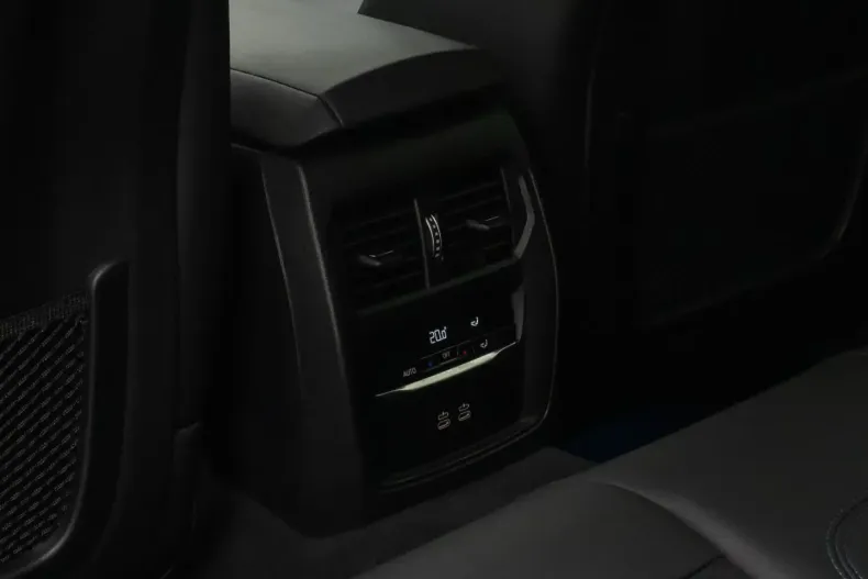 BMW 330 din 2022 cu 47.309 km - oferta BMW174701 - foto 31