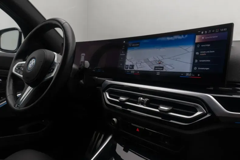 BMW 330 din 2022 cu 47.309 km - oferta BMW174701 - foto 39