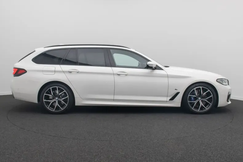 BMW 530 din 2022 cu 52.719 km - oferta BMW174702 - foto 5