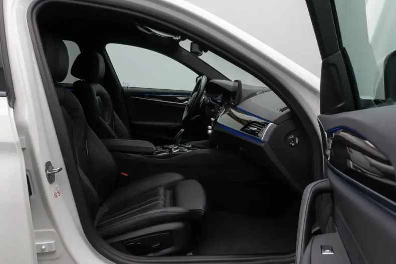 BMW 530 din 2022 cu 52.719 km - oferta BMW174702 - foto 25