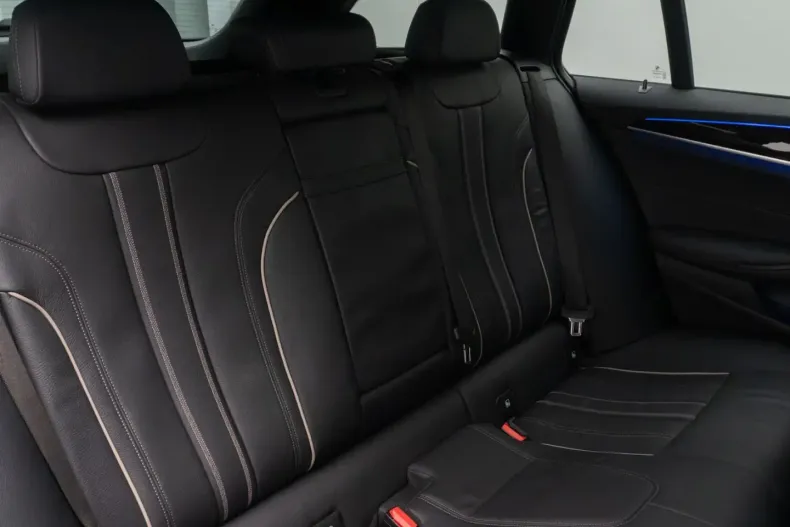 BMW 530 din 2022 cu 52.719 km - oferta BMW174702 - foto 30