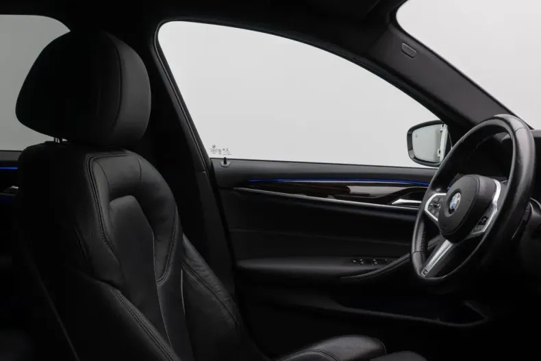 BMW 530 din 2022 cu 52.719 km - oferta BMW174702 - foto 37