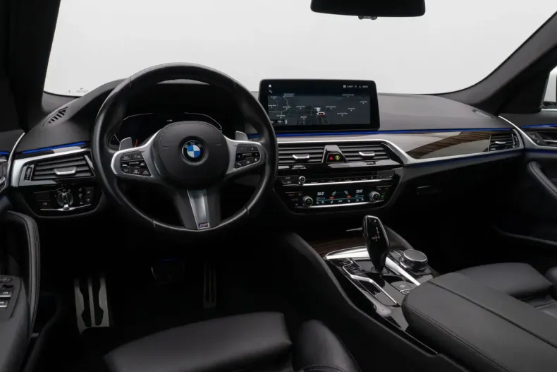 BMW 530 din 2022 cu 52.719 km - oferta BMW174702 - foto 39