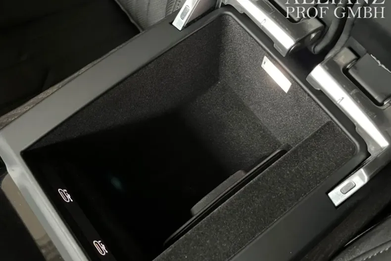 Audi A8 din 2022 cu 83.959 km - oferta AUD174705 - foto 13