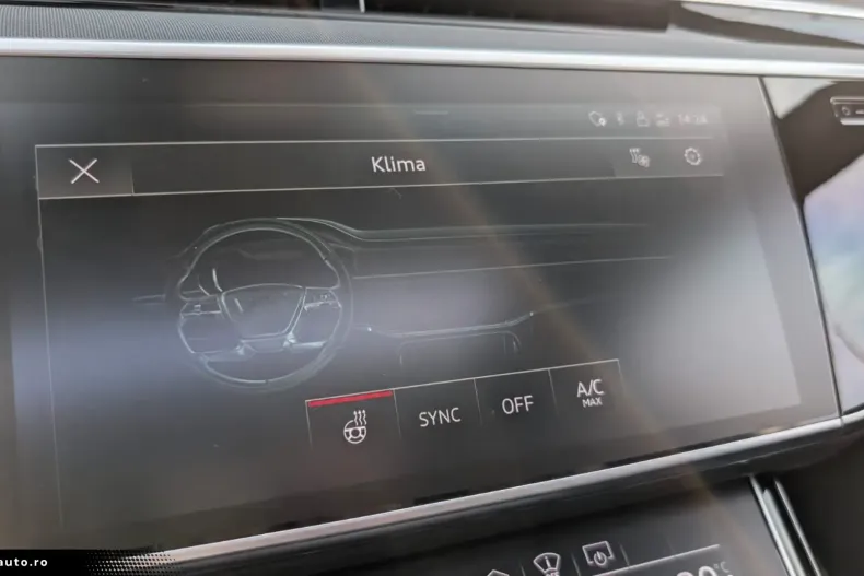 Audi A8 din 2022 cu 65.725 km - oferta AUD174706 - foto 27