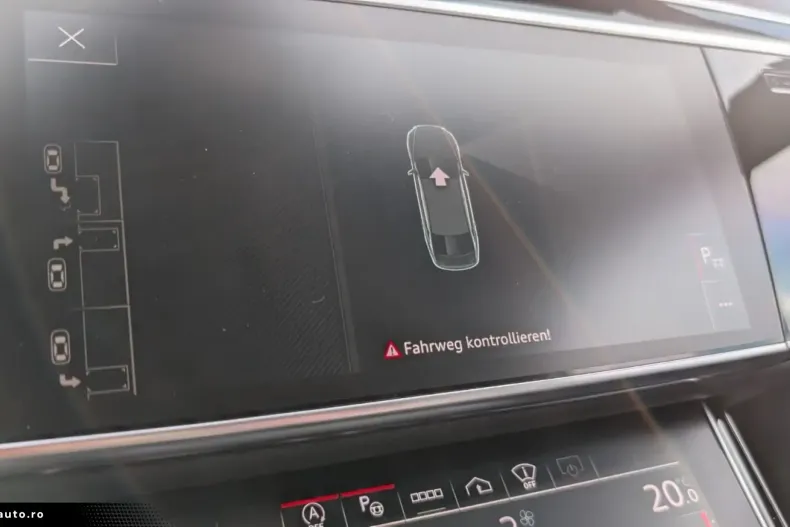 Audi A8 din 2022 cu 65.725 km - oferta AUD174706 - foto 44