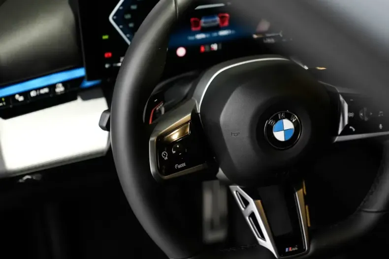 BMW 520 din 2025 cu 10.000 km - oferta BMW174707 - foto 33