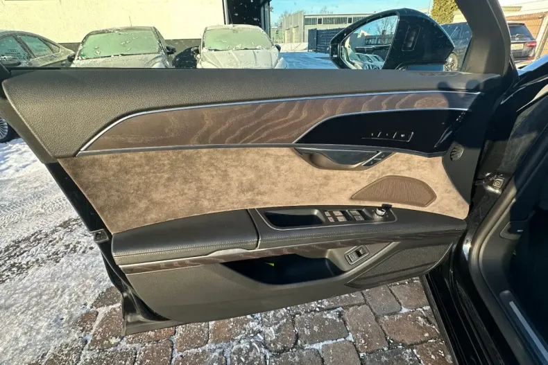 Audi A8 din 2022 cu 81.520 km - oferta AUD174711 - foto 11