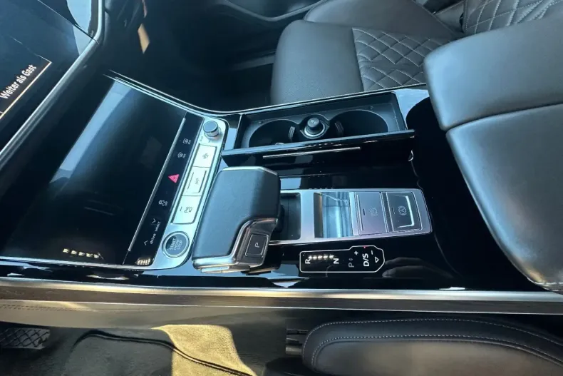 Audi A8 din 2022 cu 81.520 km - oferta AUD174711 - foto 16