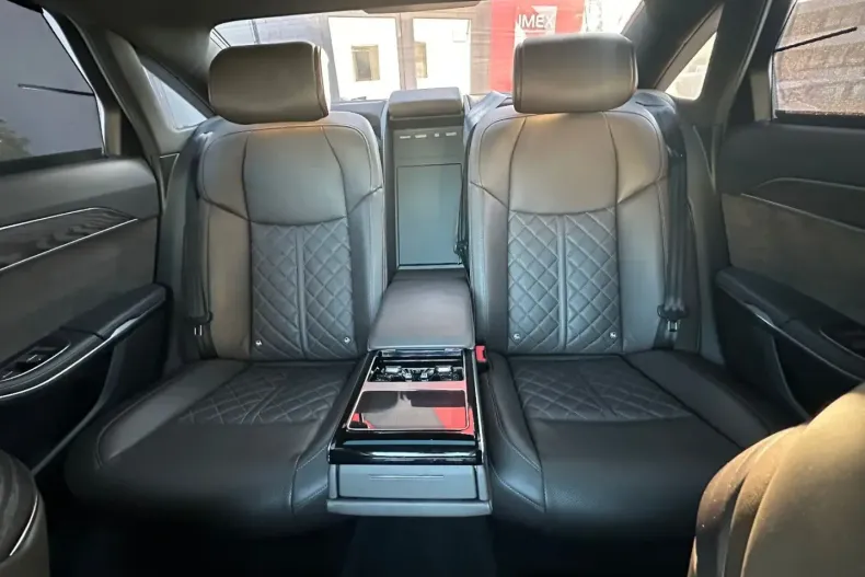 Audi A8 din 2022 cu 81.520 km - oferta AUD174711 - foto 19