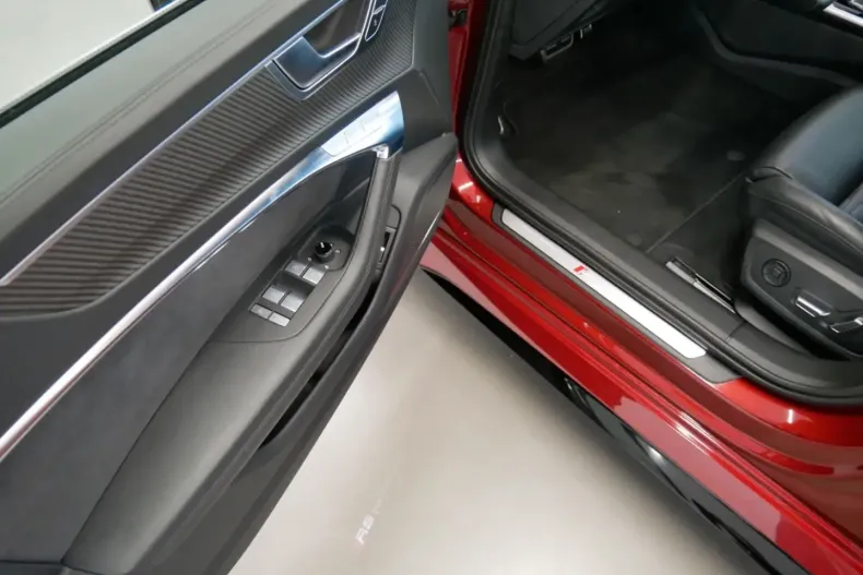 Audi RS6 din 2023 cu 51.830 km - oferta AUD174719 - foto 8