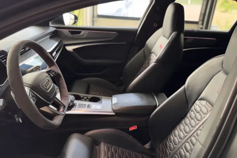 Audi RS6 din 2023 cu 45.000 km - oferta AUD174722 - foto 22