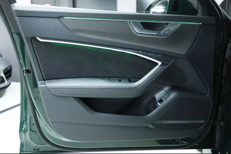 Audi RS6 din 2023 cu 39.997 km - oferta AUD174725 - foto 9