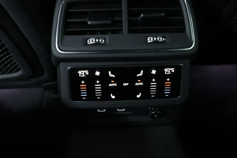 Audi RS6 din 2023 cu 39.997 km - oferta AUD174725 - foto 13