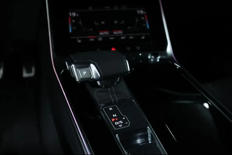 Audi RS6 din 2023 cu 39.997 km - oferta AUD174725 - foto 26