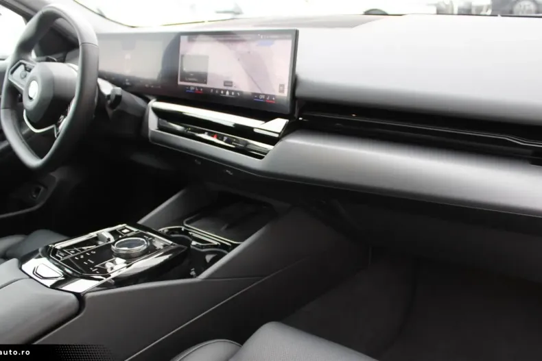 BMW 520 din 2024 cu 76.400 km - oferta BMW174726 - foto 19