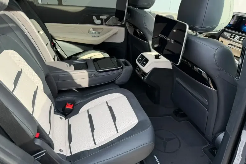 Mercedes-Benz GLS 63 din 2024 cu 35.070 km - oferta MER174741 - foto 4