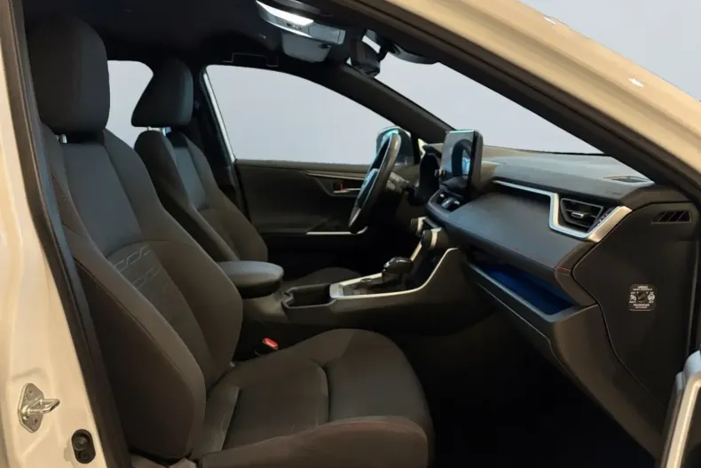 Toyota RAV4 din 2023 cu 70.605 km - oferta TOY174755 - foto 18