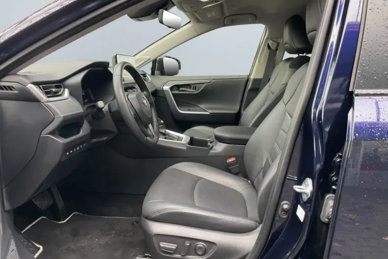 Toyota RAV4 din 2023 cu 47.950 km - oferta TOY174756 - foto 7