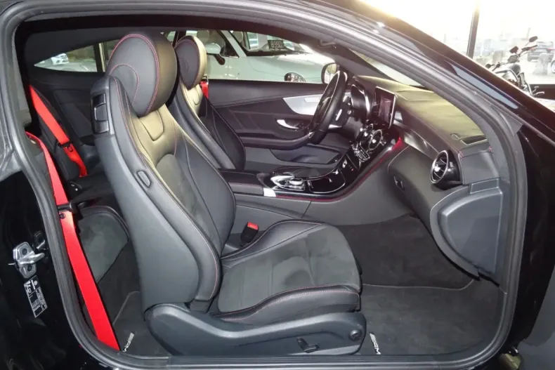 Mercedes-Benz C 300 din 2022 cu 65.545 km - oferta MER174758 - foto 12